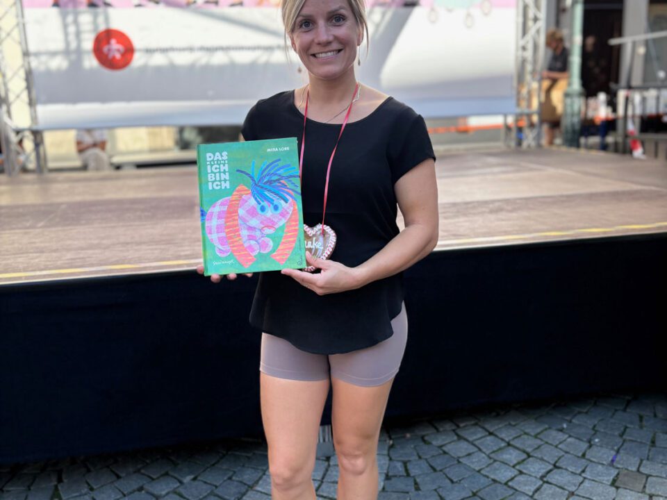 Vorleseaktion beim Familienfest